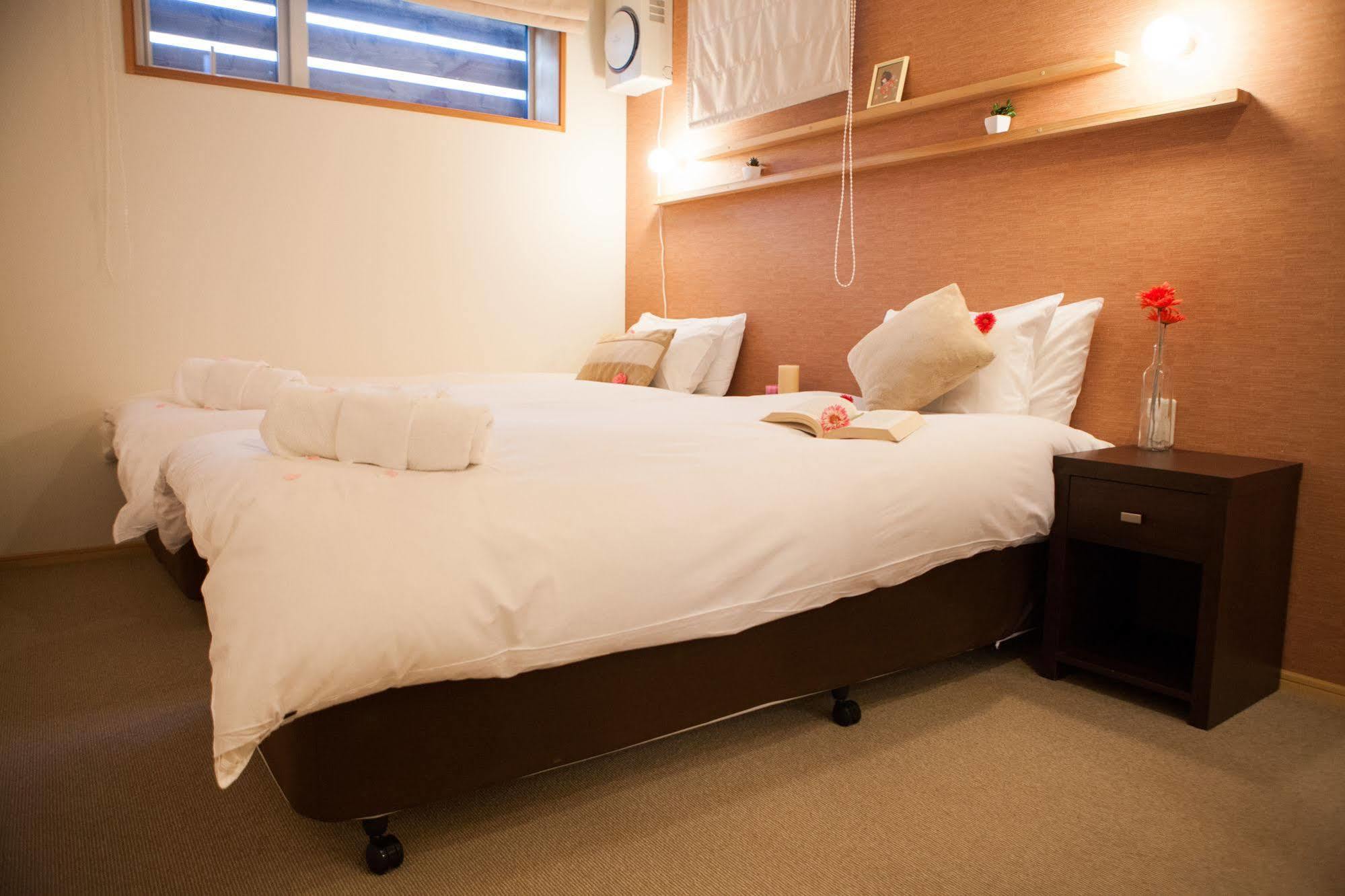 Yuki Yama Apartments Hirafu Экстерьер фото