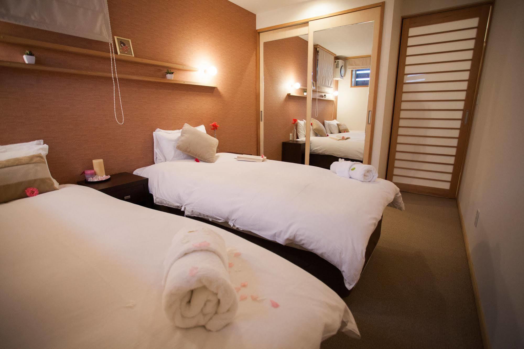 Yuki Yama Apartments Hirafu Экстерьер фото