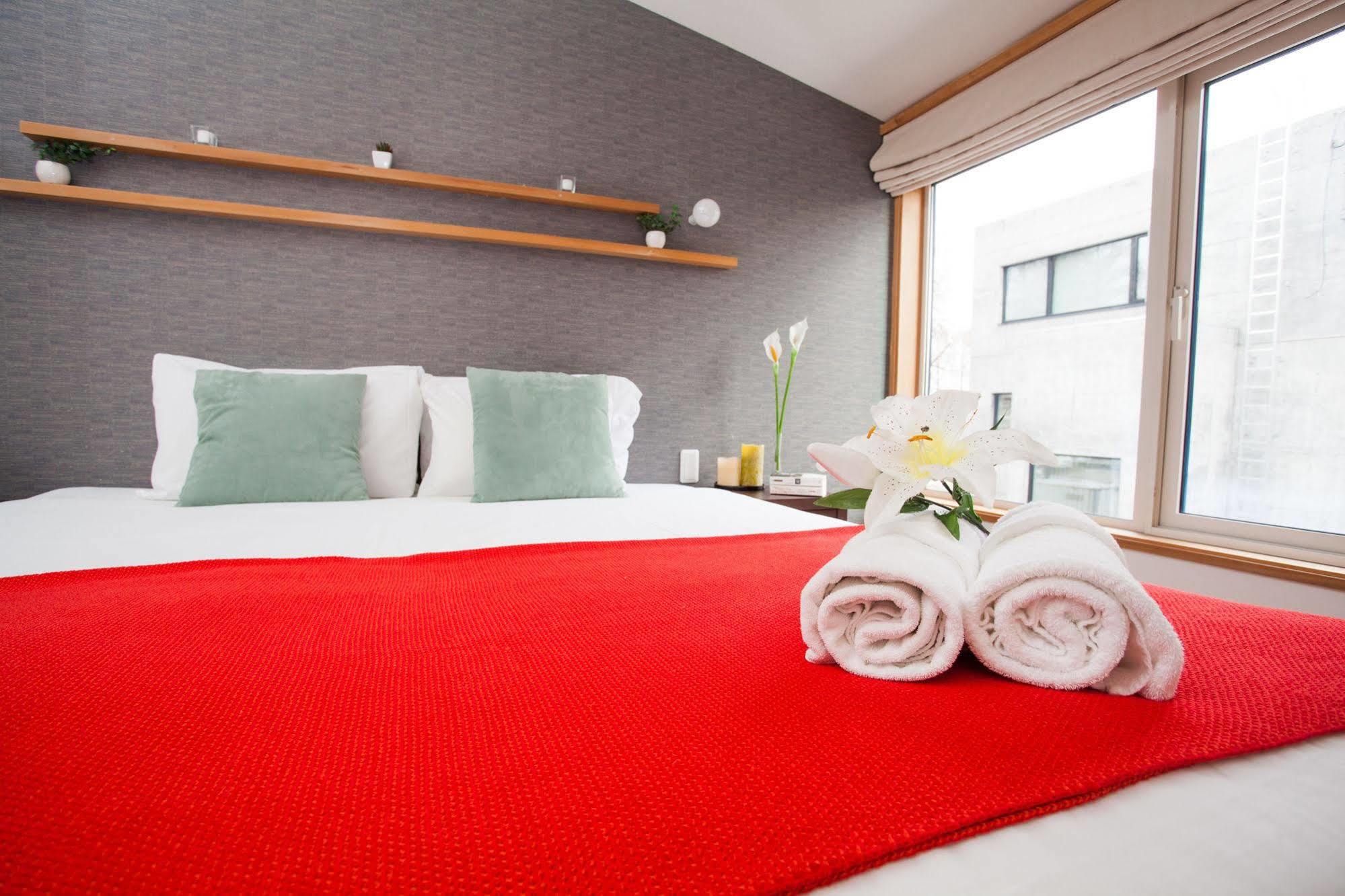 Yuki Yama Apartments Hirafu Экстерьер фото